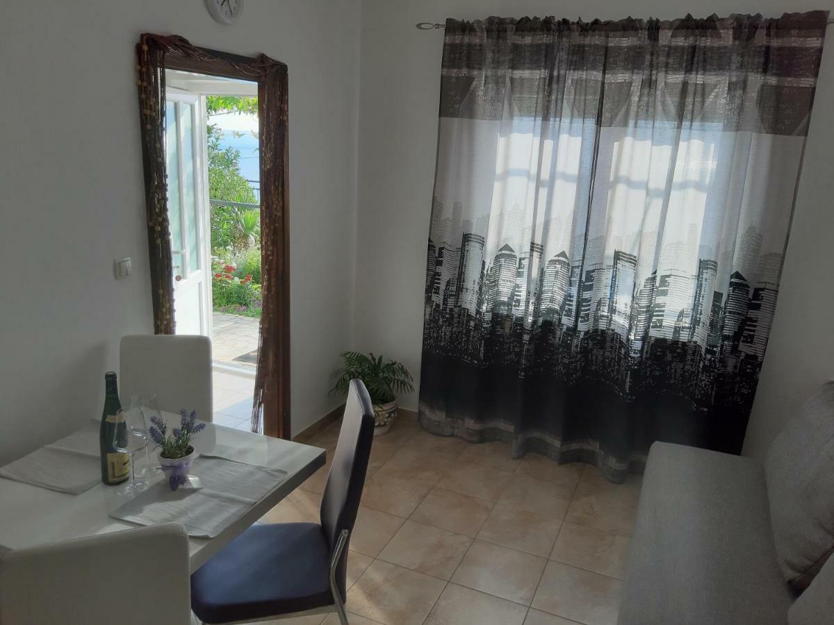 Apartment Little Princess Dora Senj  Exterior foto